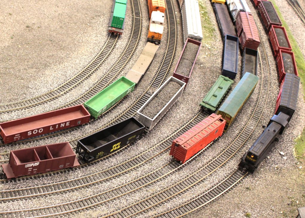 Trains in the yard - H-O Scale Model Railroad