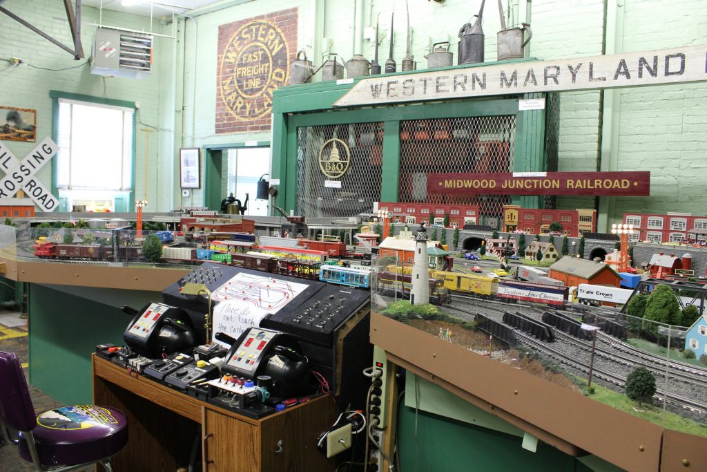 Model train layout at the Hagerstown Roundhouse Museum.